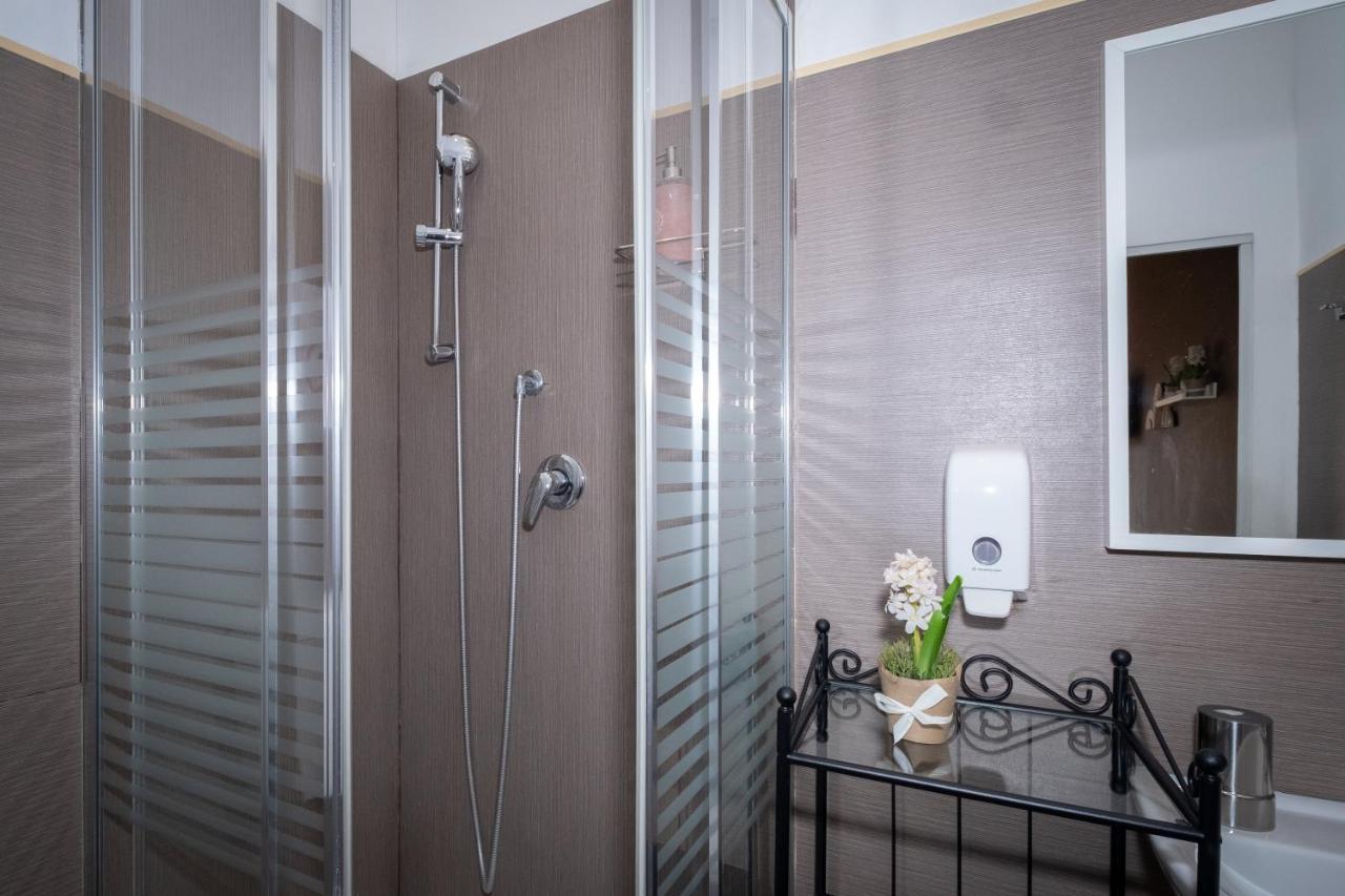Cconforthotels R&B Semplici Emozioni บารี ภายนอก รูปภาพ